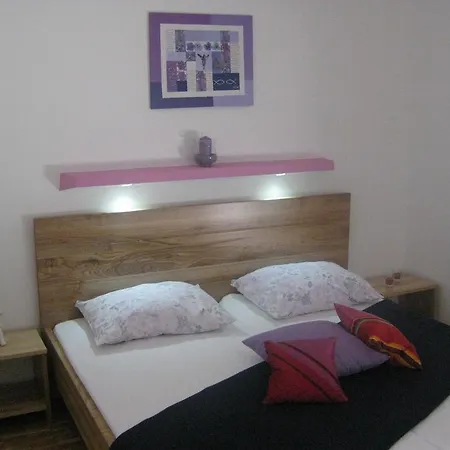 Appartamento Ciovo 4 *